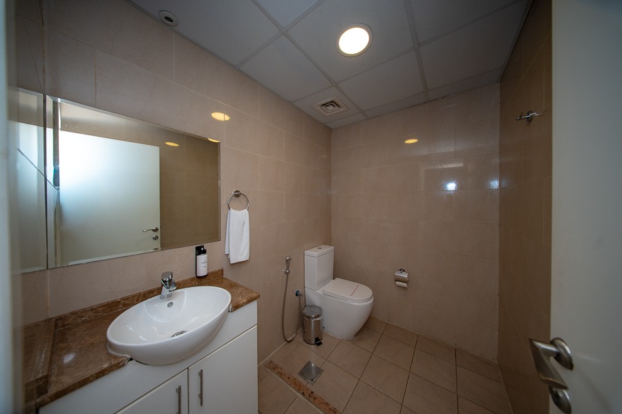 One Bedroom Apartment